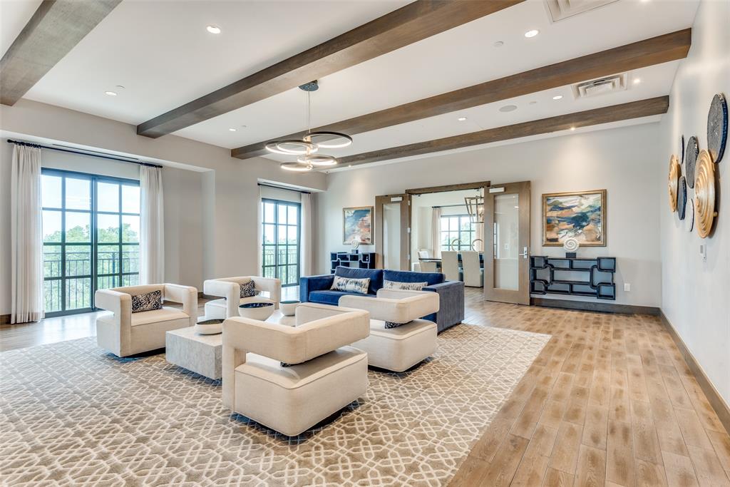 Lakeside Tower - Residential