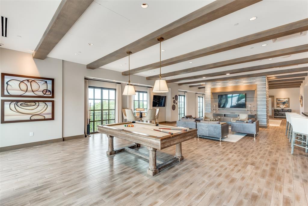 Lakeside Tower - Residential