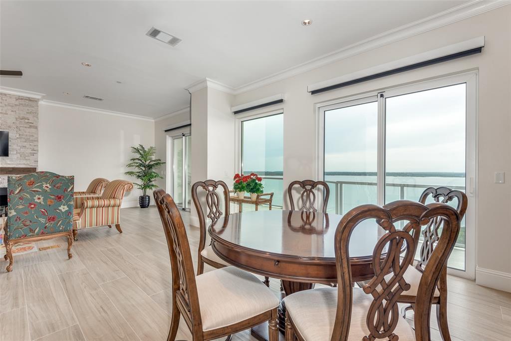 Lakeside Tower - Residential