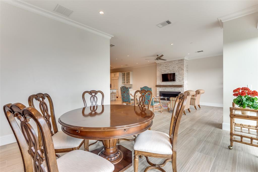 Lakeside Tower - Residential