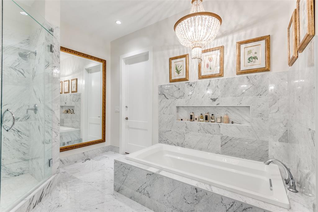 Lakeside Tower - Residential