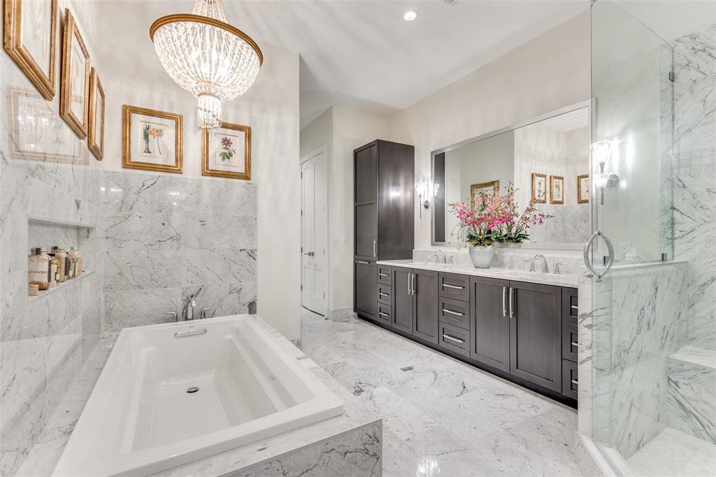 Lakeside Tower - Residential