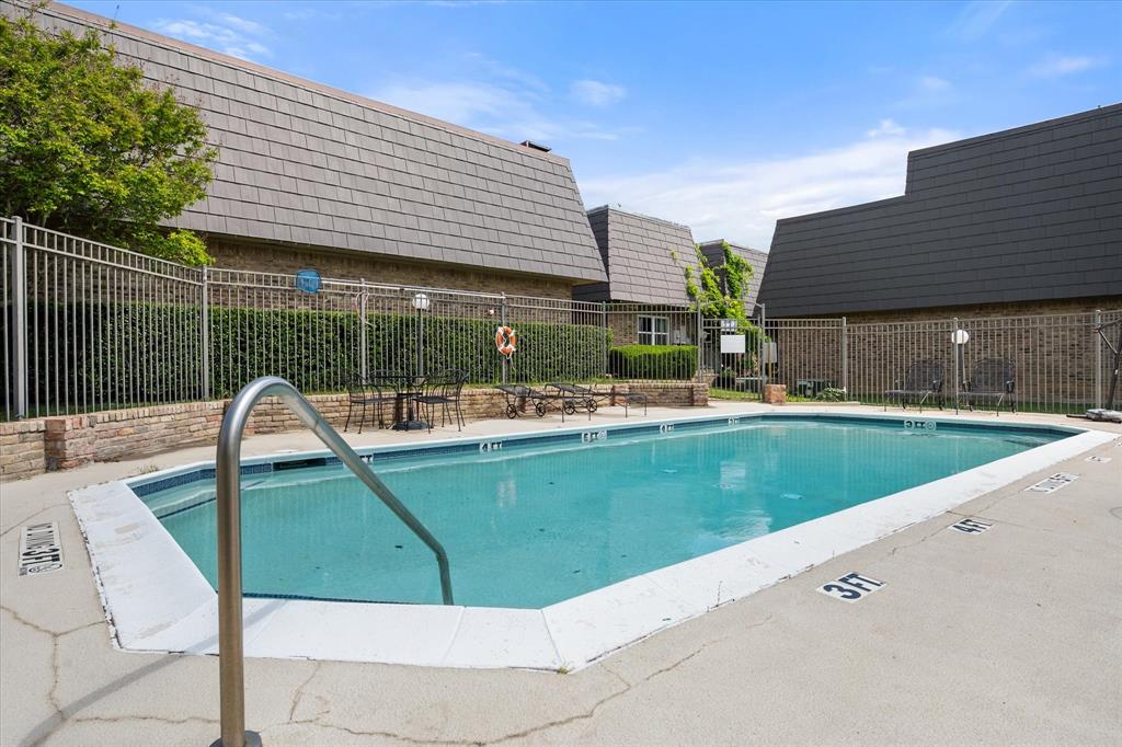 Harwood Park Twnhms Add - Residential