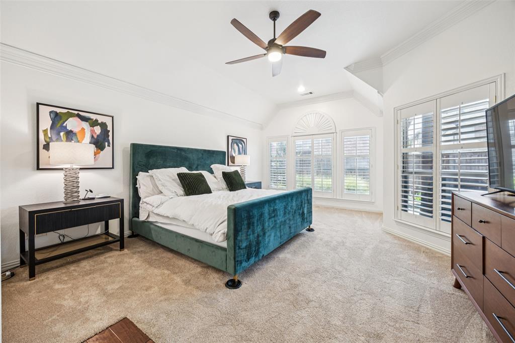 5033 Iroquois Drive