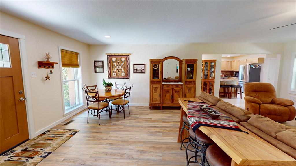 CROTHERS&WHITE - Residential