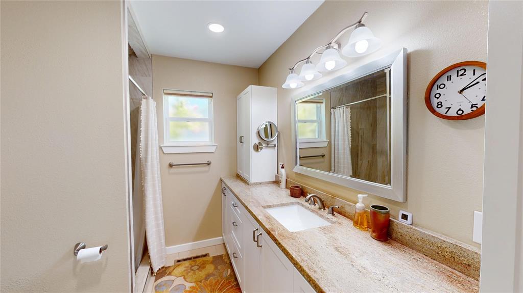 CROTHERS&WHITE - Residential