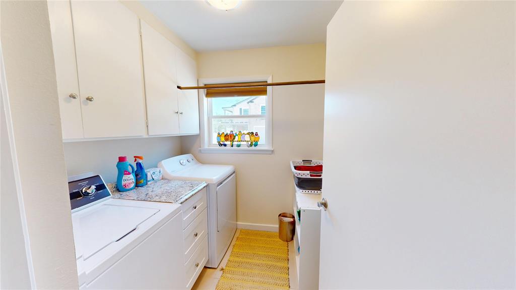 CROTHERS&WHITE - Residential