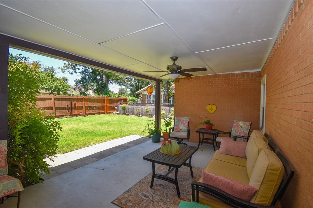 CROTHERS&WHITE - Residential