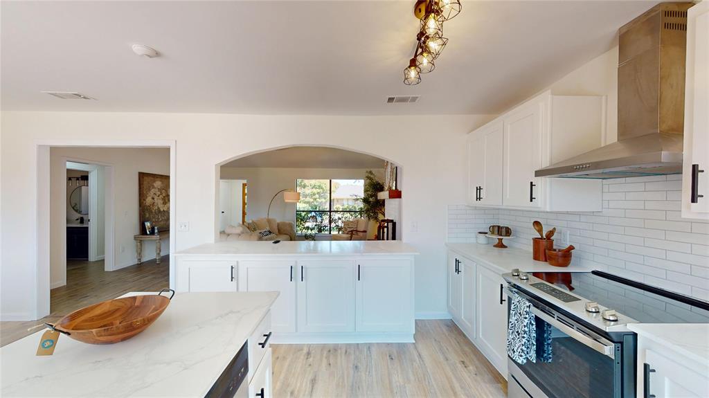 4200 Lantern Light Drive