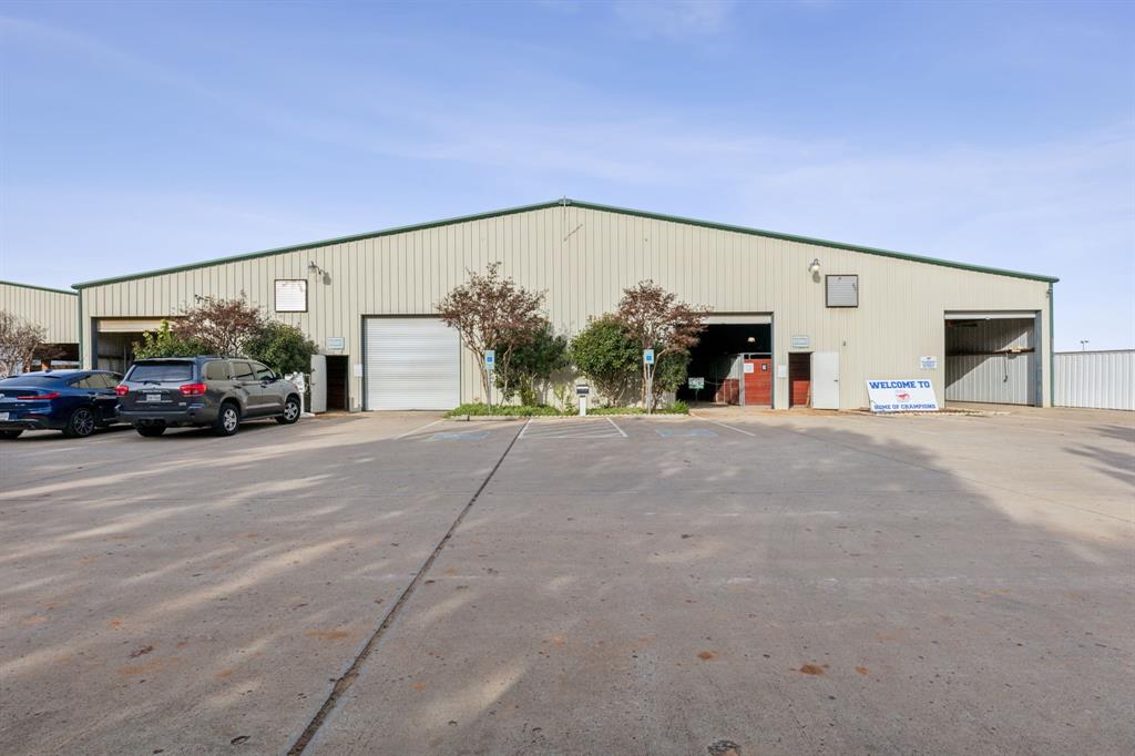 SCOTTY'S GOLF PAR - Commercial Lease