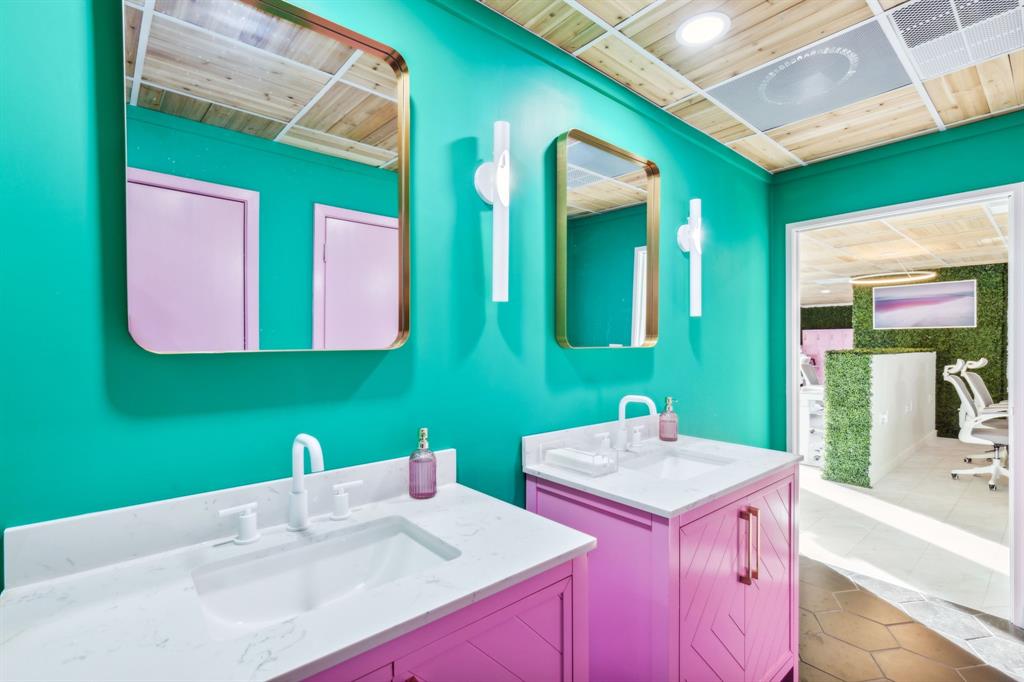 SCOTTY'S GOLF PAR - Commercial Lease