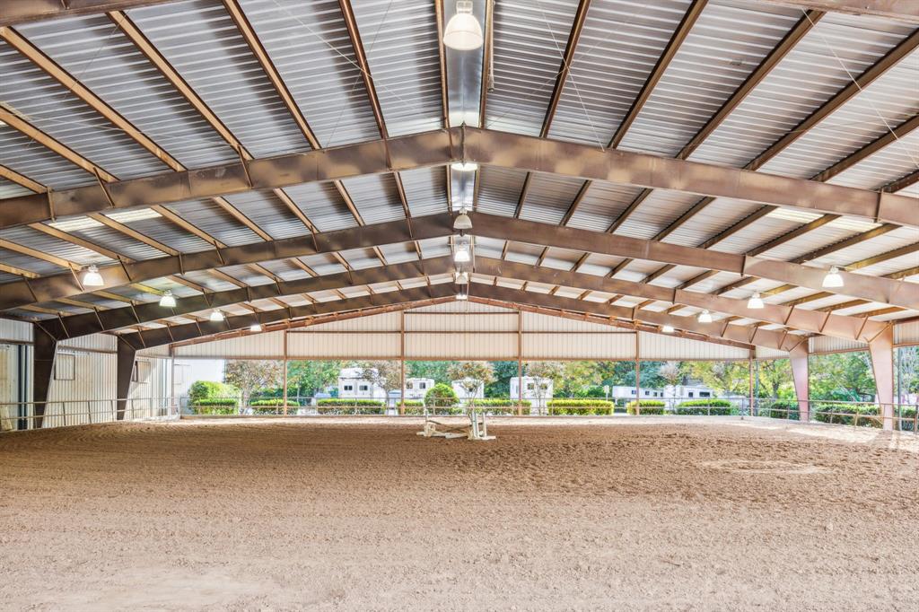 SCOTTY'S GOLF PAR - Commercial Lease