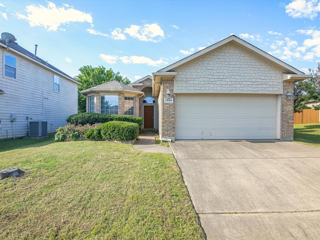 7404 Sunray Drive