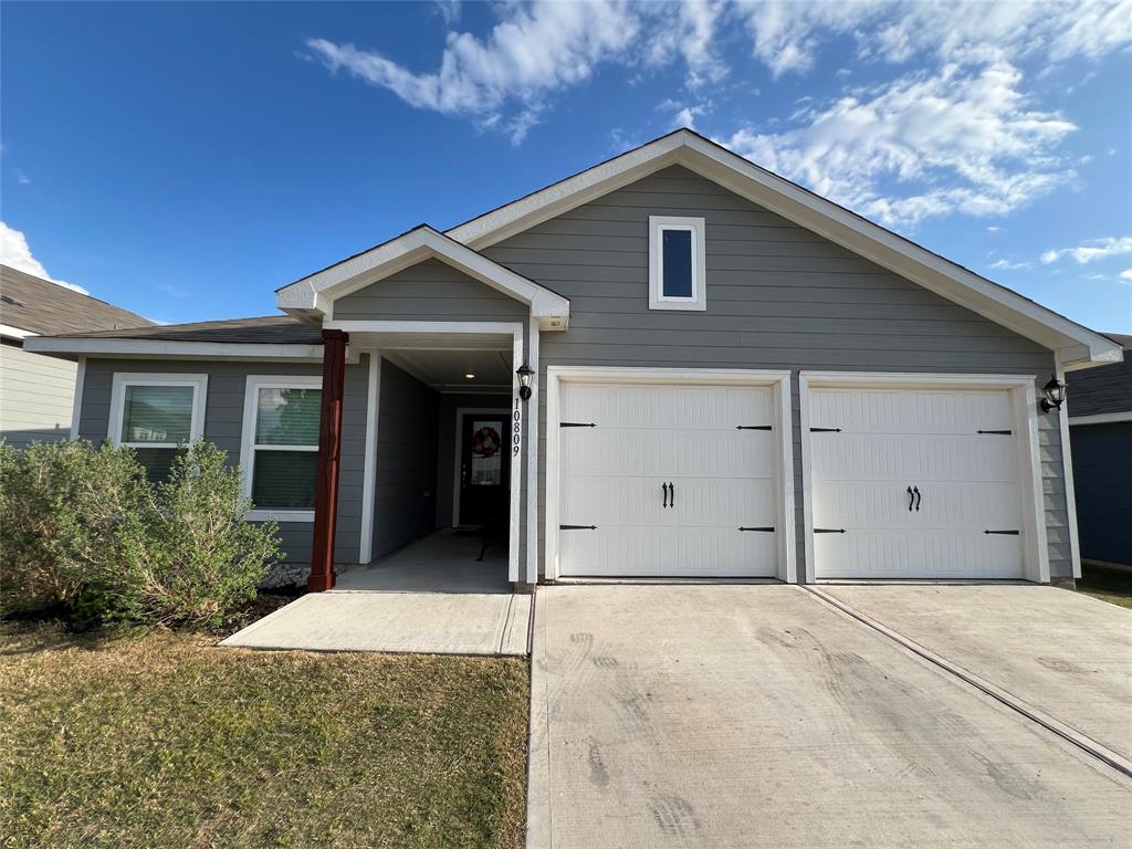 Vista West II - Residential