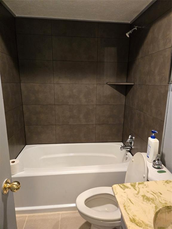 SOUTHLAKE ESTATES 3 - Residential Lease