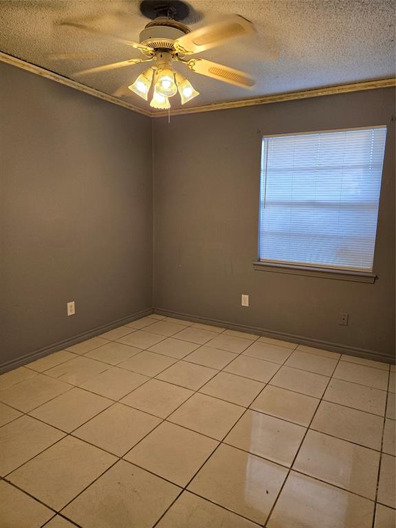 SOUTHLAKE ESTATES 3 - Residential Lease