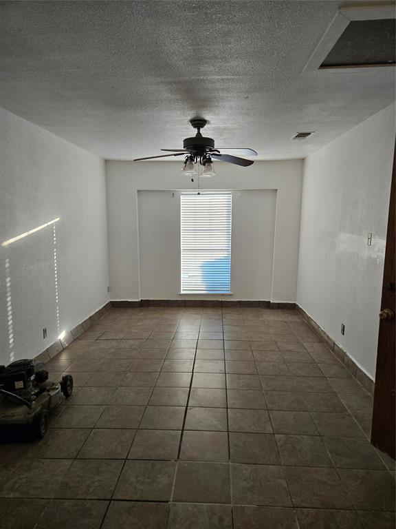 SOUTHLAKE ESTATES 3 - Residential Lease