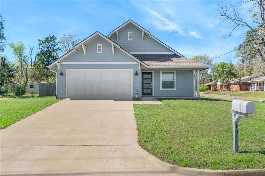 Practical comfort meets everyday functionality in this well-maintained 2020-built home, ideally positioned in the heart of town for easy access to schools, shopping, and community essentials. The open-concept layout is enhanced by vaulted ceilings and an exposed beam, creating a spacious yet grounded atmosphere. A thoughtfully designed kitchen offers efficiency and convenience, complete with an island and tasteful decorative lighting. The split-bedroom arrangement provides a sensible balance of privacy, with a primary ensuite featuring a walk-in shower and walk-in closet. Outside, a privacy-fenced backyard and corner lot offer usable space with minimal upkeep—ideal for those who value order, structure, and simplicity in their surroundings.