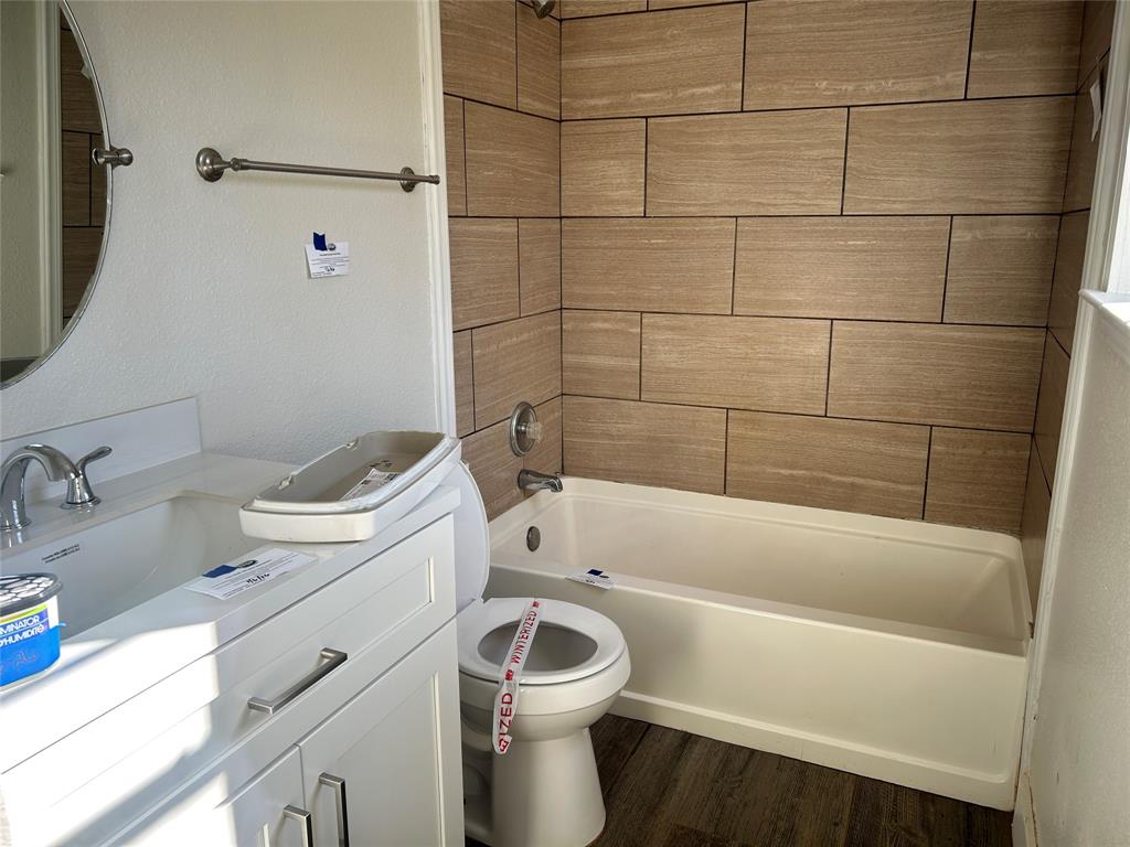 V MOORE SURVEY - Residential