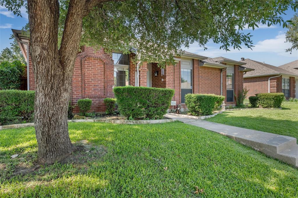 978 Downey Drive