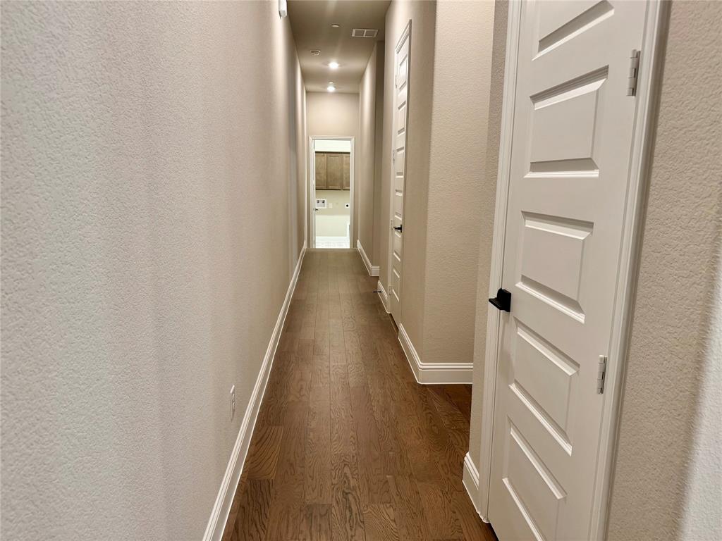 HOMETOWN CANAL DISTRICT - Residential Lease