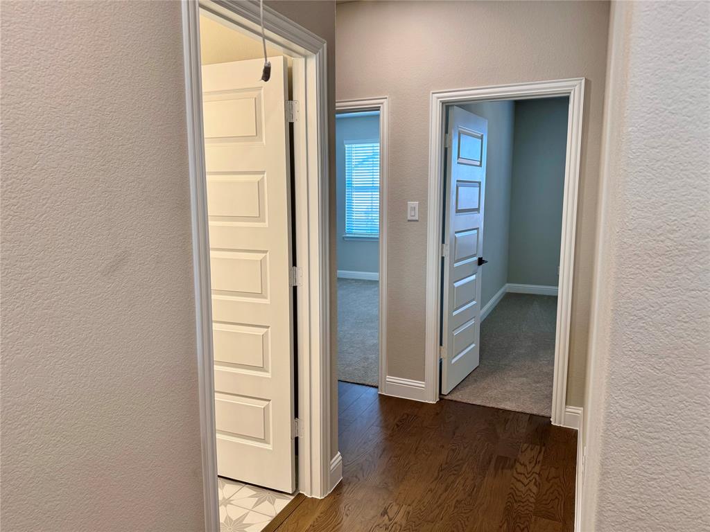 HOMETOWN CANAL DISTRICT - Residential Lease