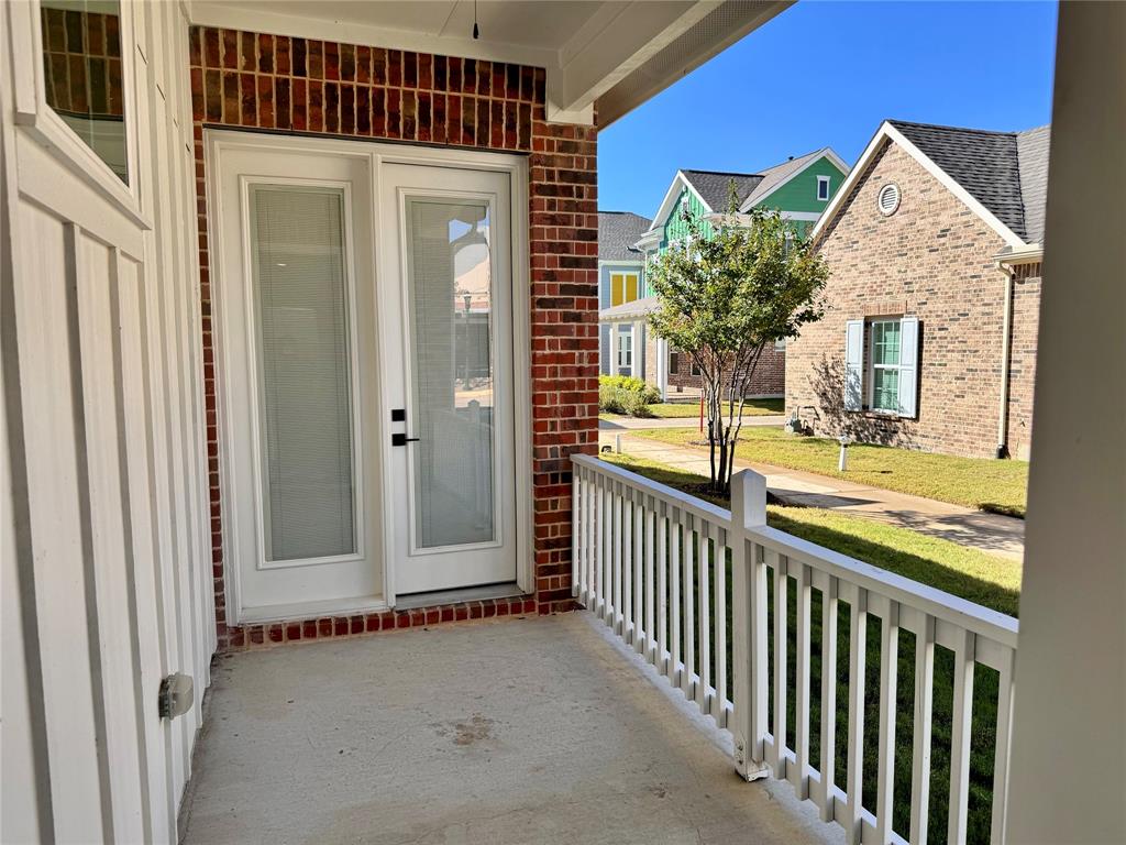 HOMETOWN CANAL DISTRICT - Residential Lease