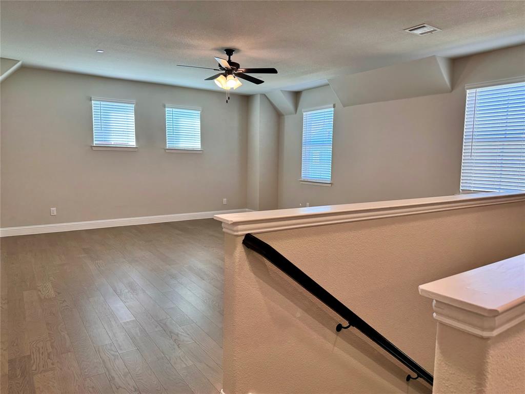 HOMETOWN CANAL DISTRICT - Residential Lease