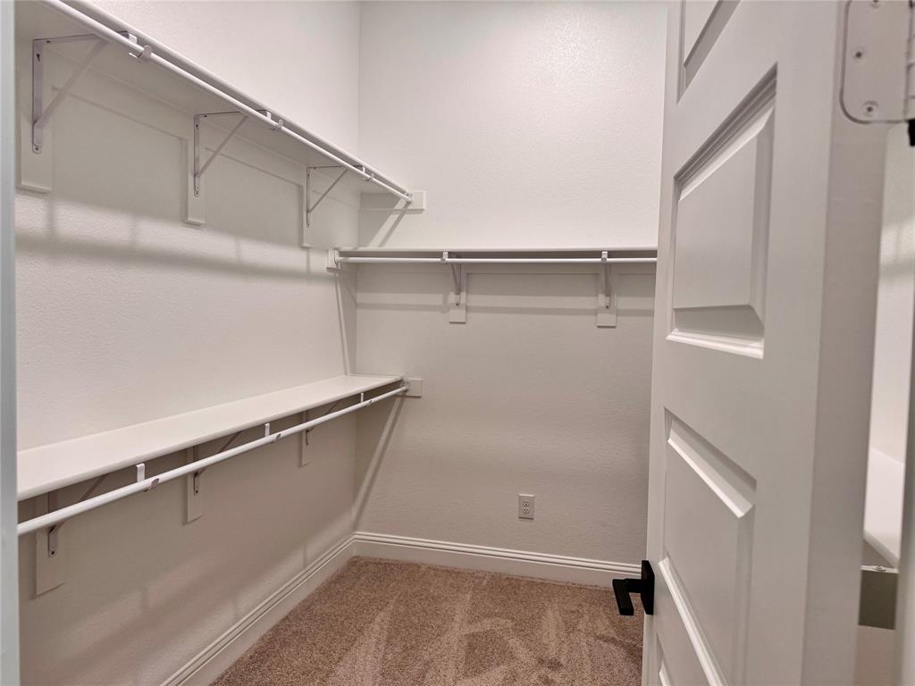 HOMETOWN CANAL DISTRICT - Residential Lease