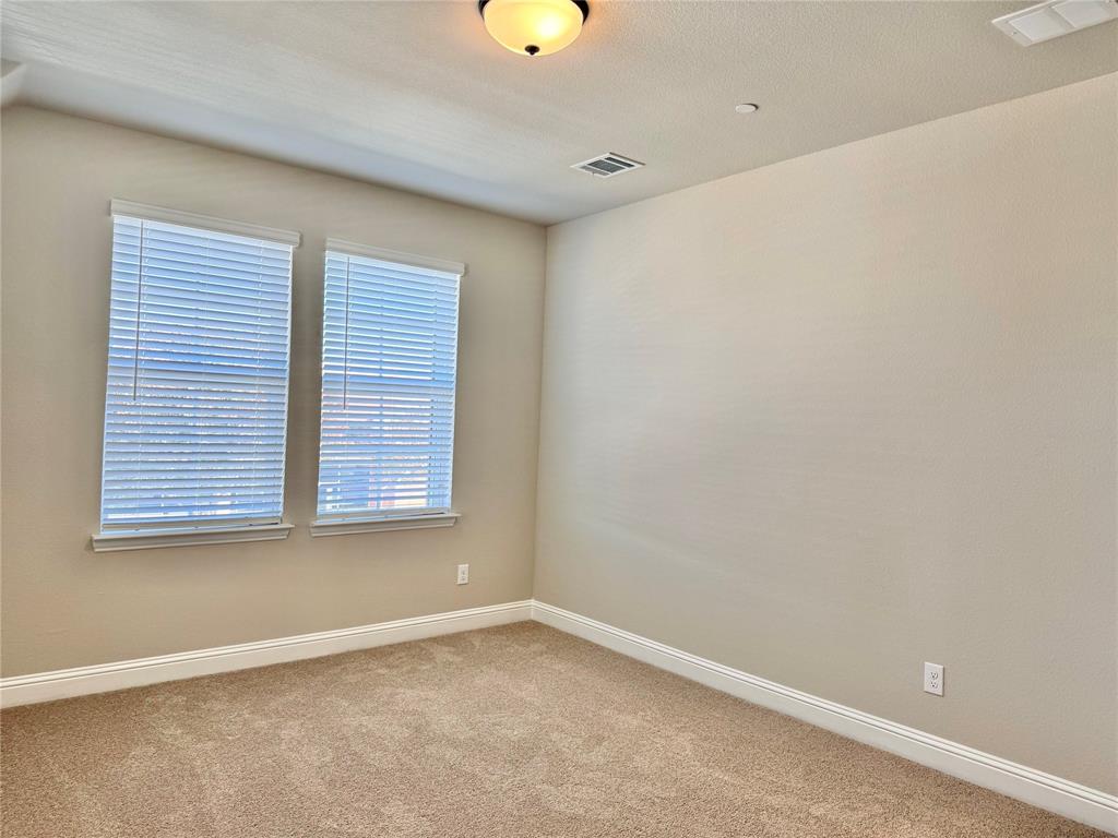 HOMETOWN CANAL DISTRICT - Residential Lease