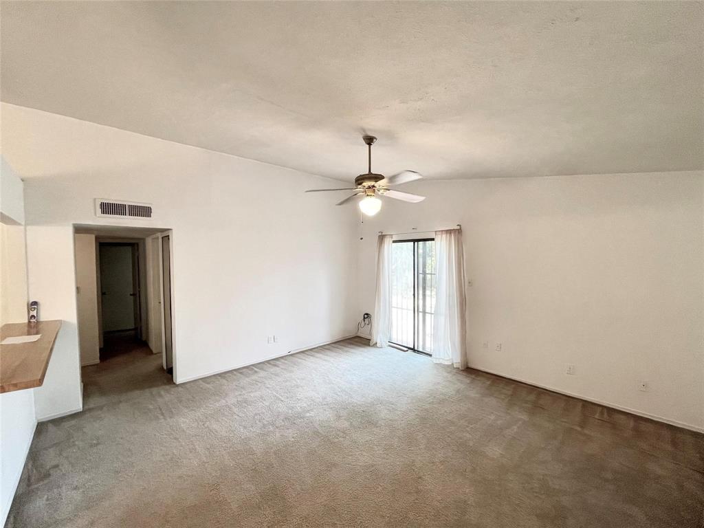 Park 02 Indenpenence - Residential Lease