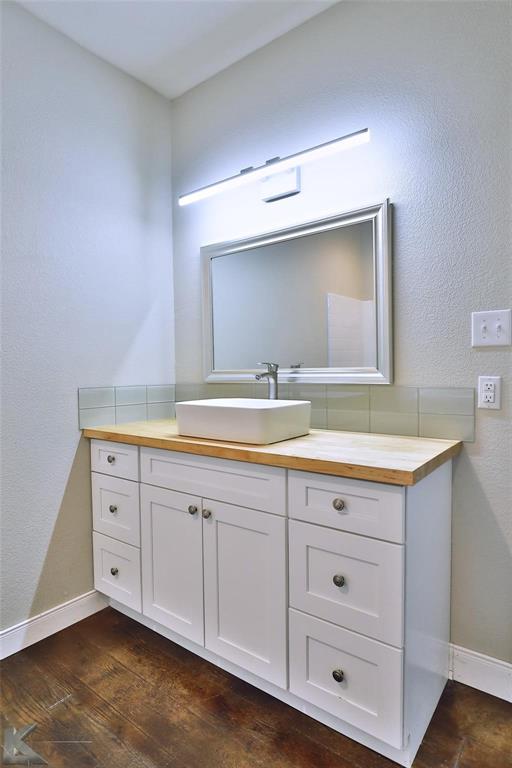 Hills of Buffalo Gap - Residential Lease