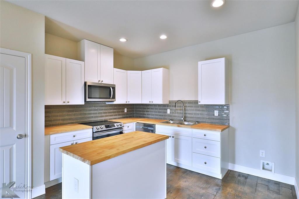 Hills of Buffalo Gap - Residential Lease