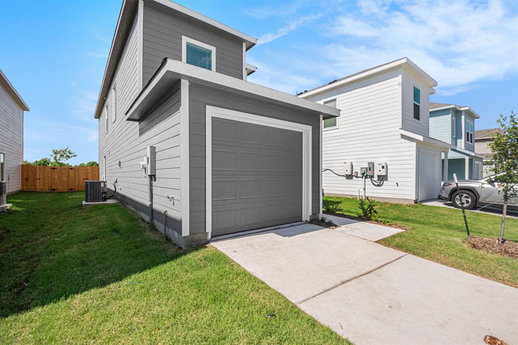 911 Sandhill Crane Lane