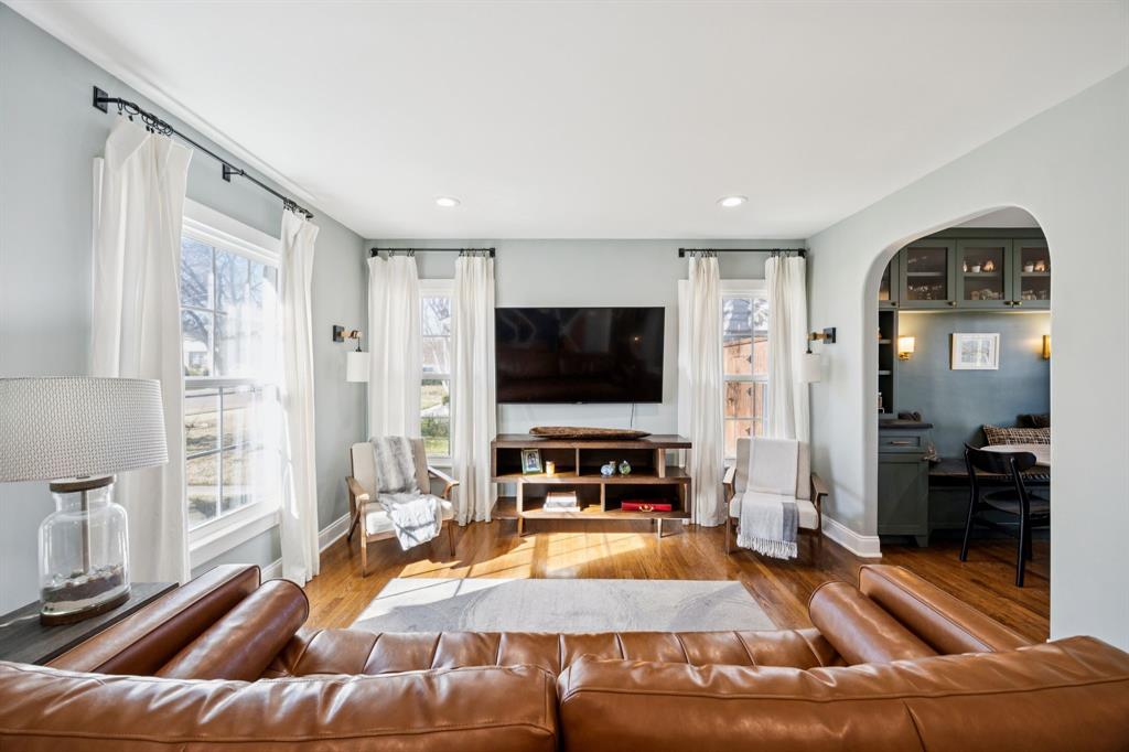 576 Brookhurst Drive