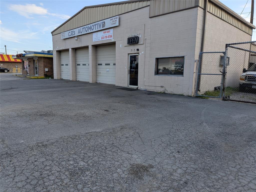 213 N Saginaw Boulevard