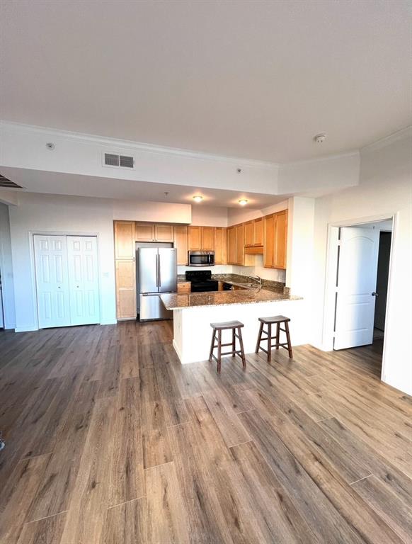 Renaissance On Turtle Creek Co - Residential Lease