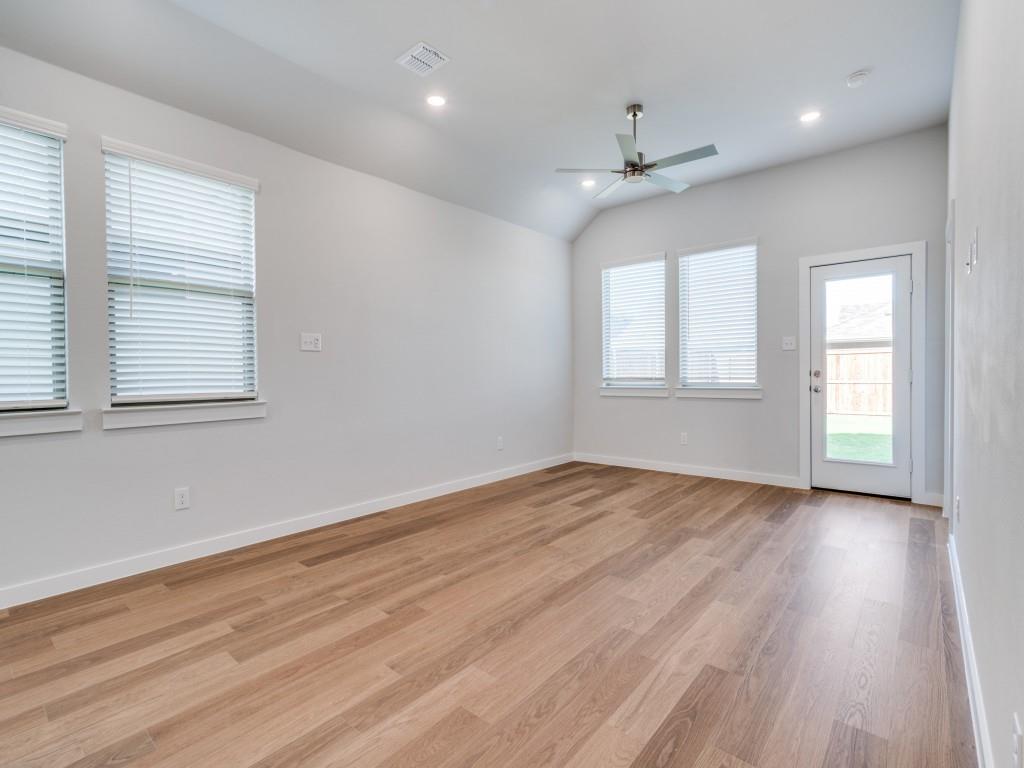 Lakehaven Ph 3 - Residential Lease