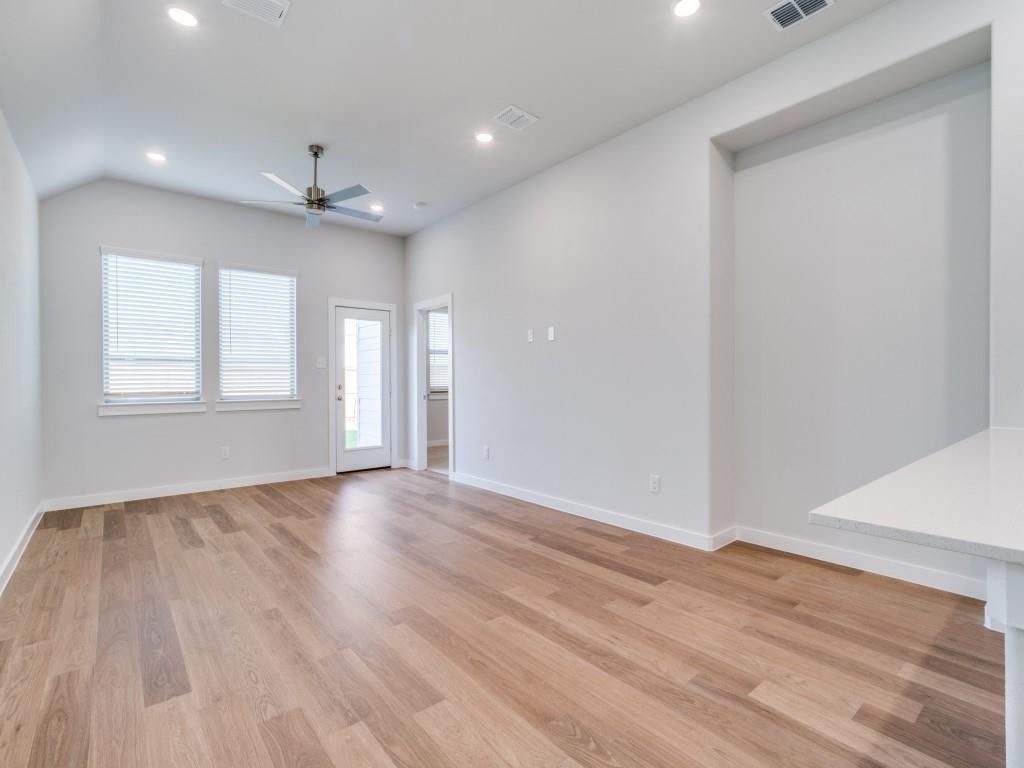 Lakehaven Ph 3 - Residential Lease