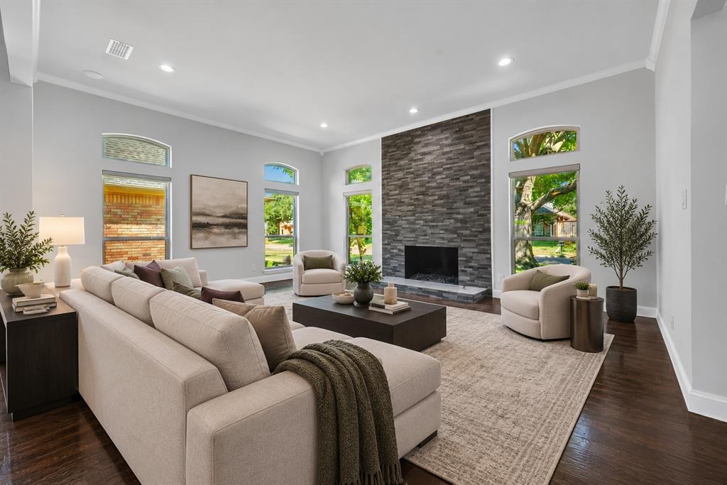 5208 Streamwood Lane