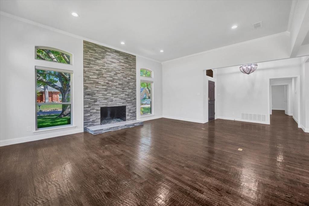 5208 Streamwood Lane
