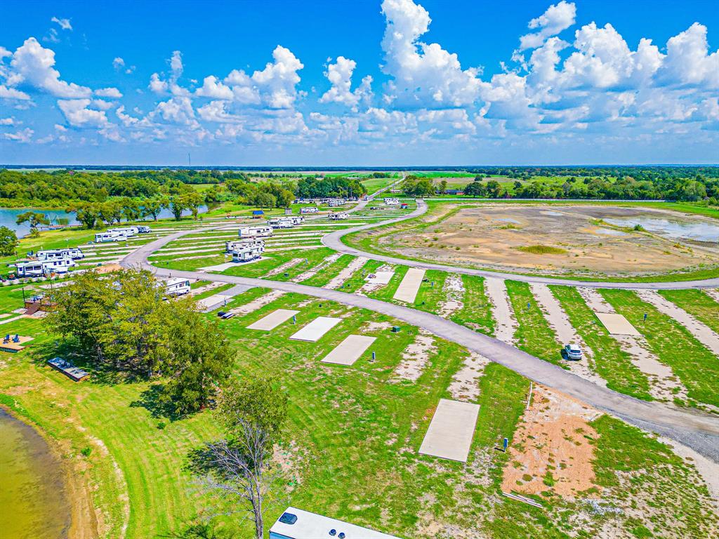 Peninsula Point - Land