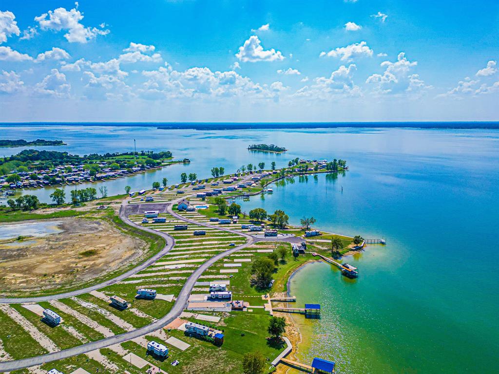 Peninsula Point - Land