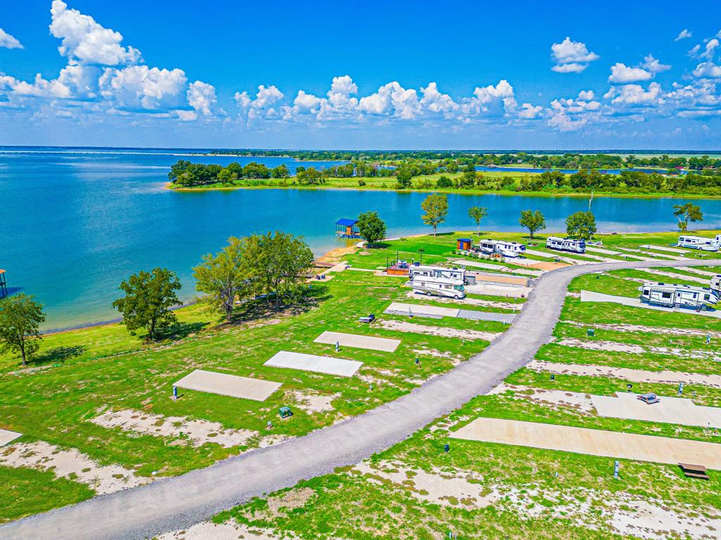 Peninsula Point - Land