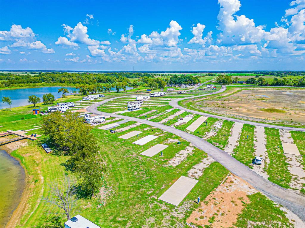 Peninsula Point - Land