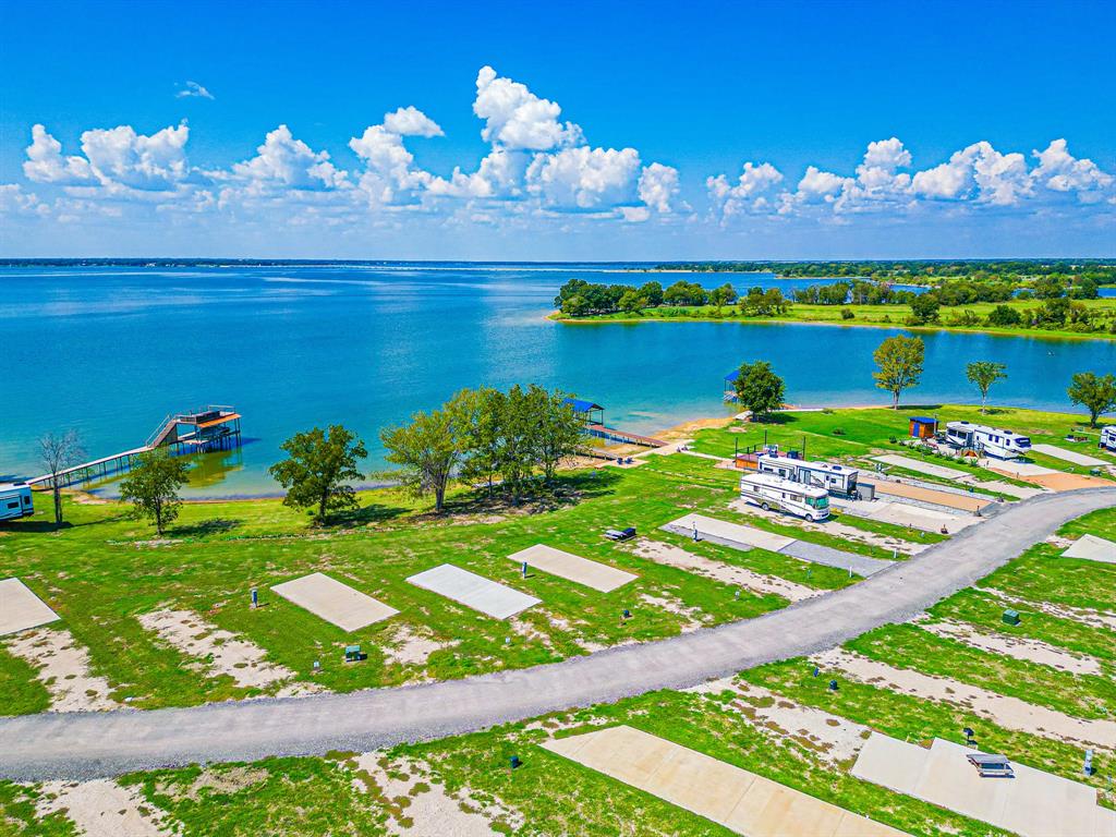 Peninsula Point - Land