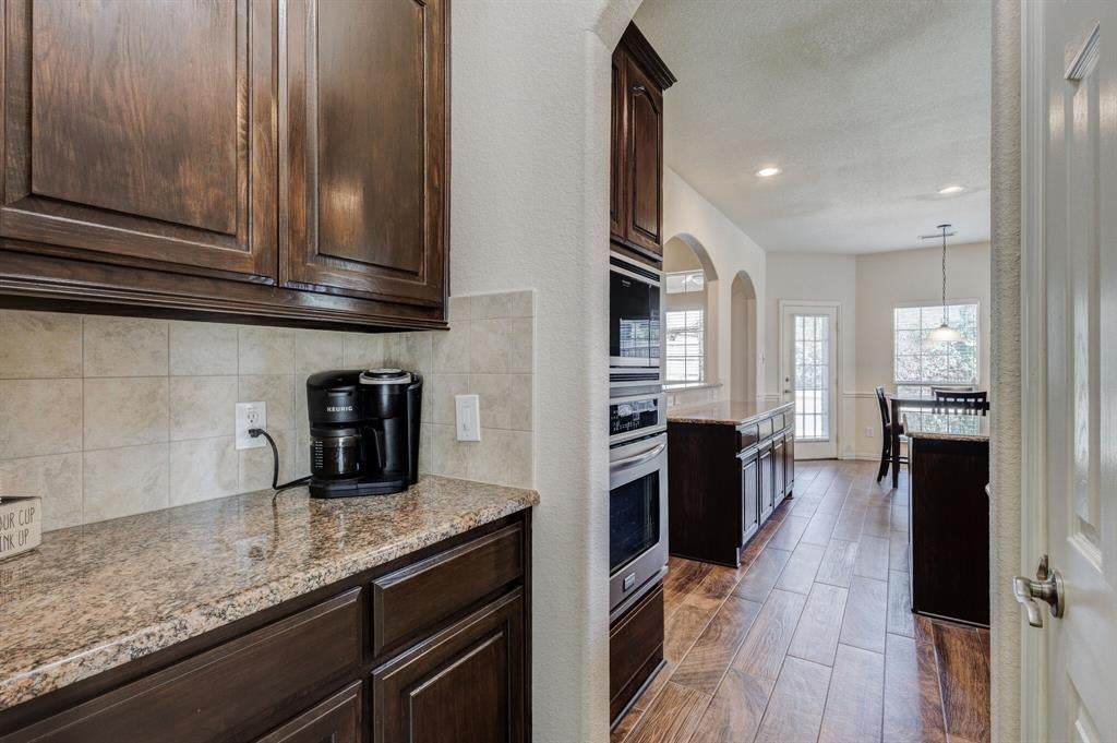 13921 Sparrow Hill Drive