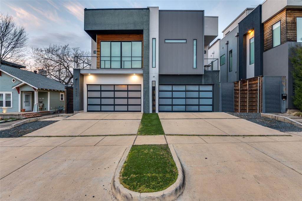 5441 Melrose Avenue