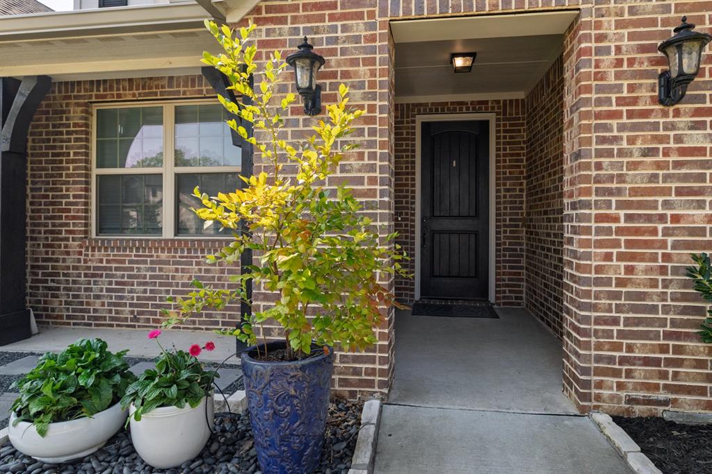 2809 SANDSTONE Drive