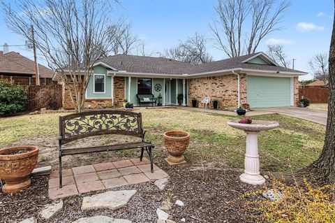 7449 Timberhill Drive North Richland Hills TX 76182